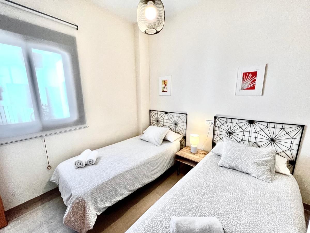 Teodosio Apartment Free Parking & Central Ac Севілья Екстер'єр фото