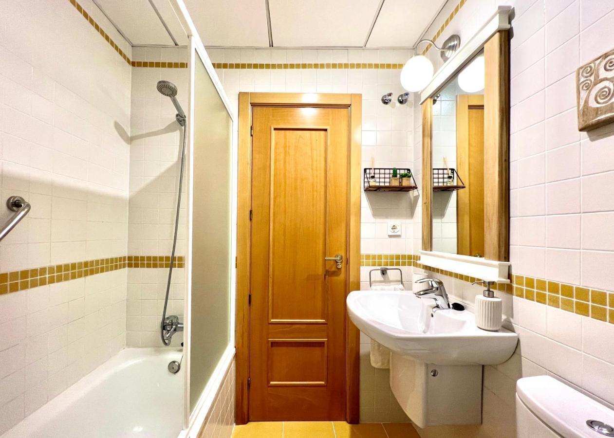 Teodosio Apartment Free Parking & Central Ac Севілья Екстер'єр фото